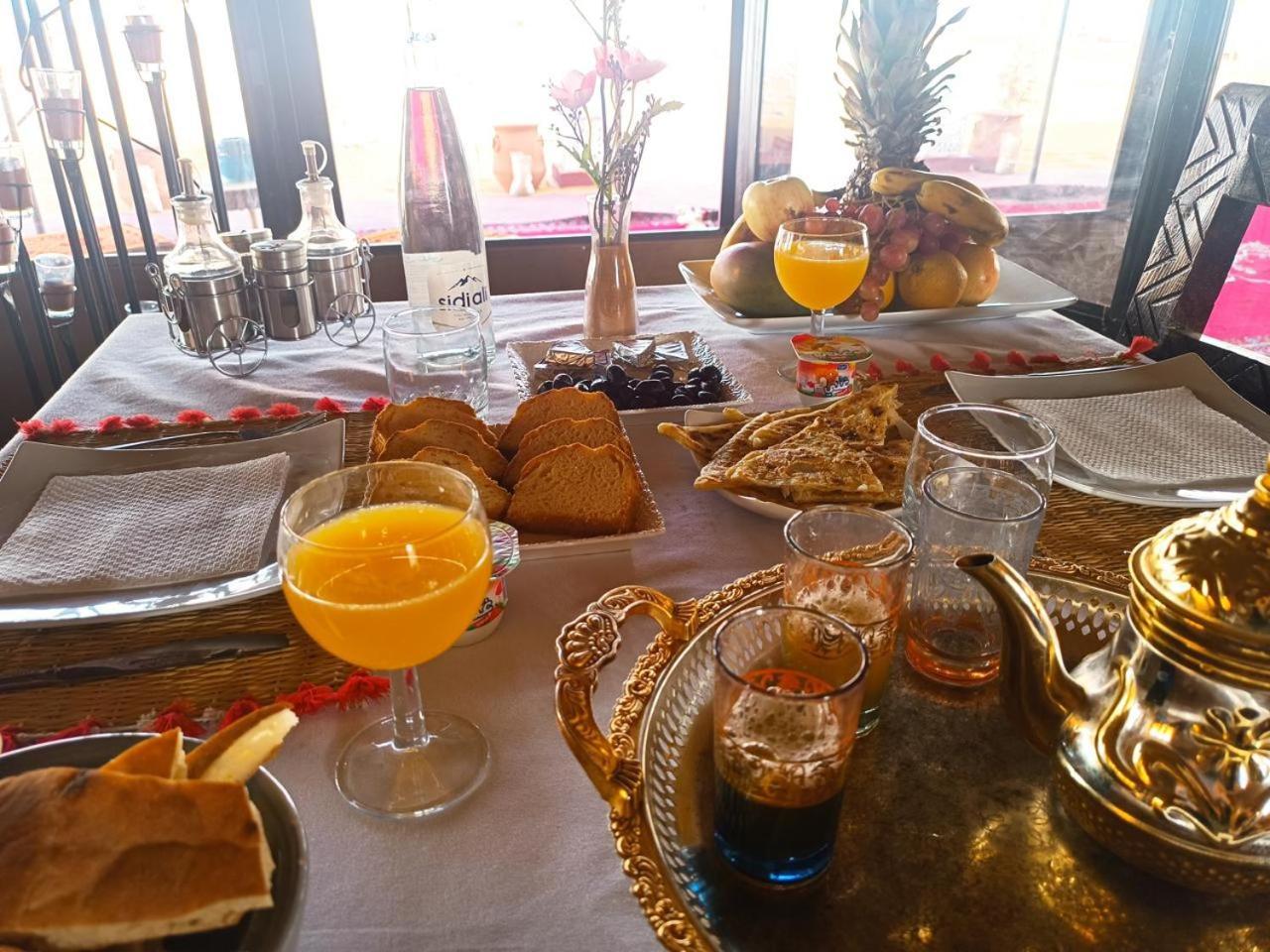 Merzouga Traditional Luxury Camp Extérieur photo