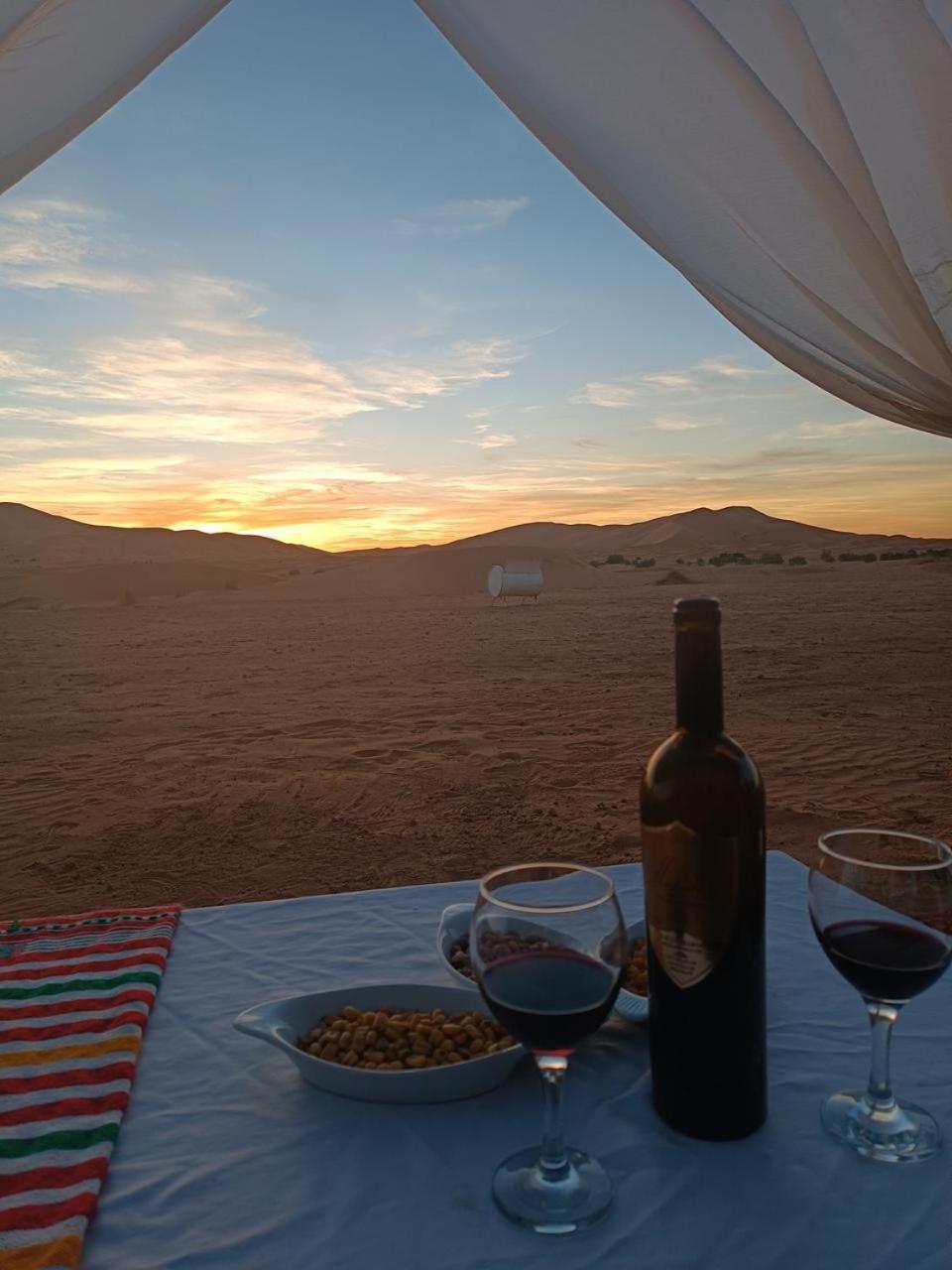 Merzouga Traditional Luxury Camp Extérieur photo